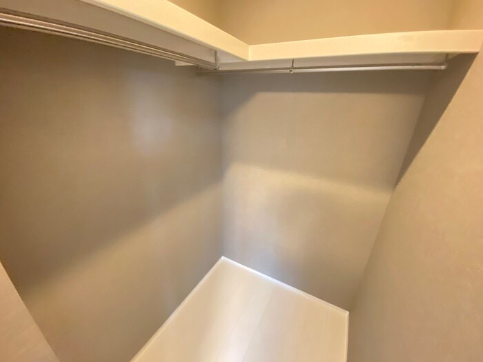 物件内観写真12　(収納)
