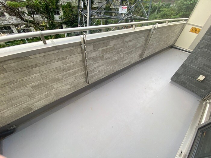 アートヒルズのベランダ・バルコニー