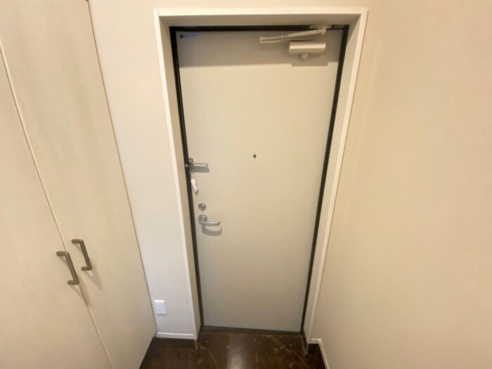 物件内観写真21　(玄関)
