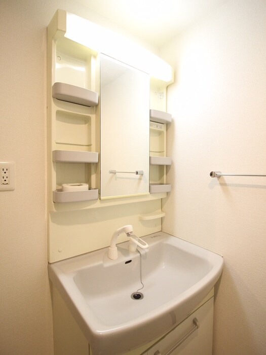 物件内観写真12　(洗面)