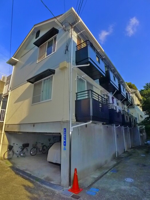 物件外観写真1　(外観写真)