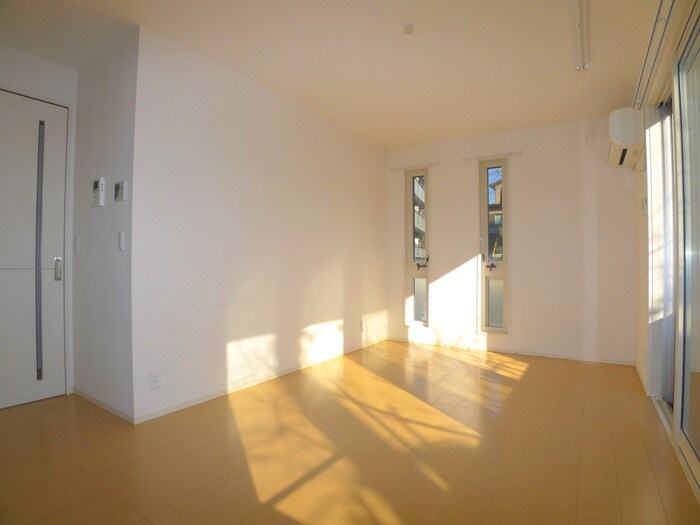 物件内観写真10　(居室)