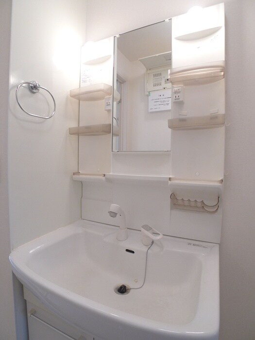 物件内観写真12　(洗面)