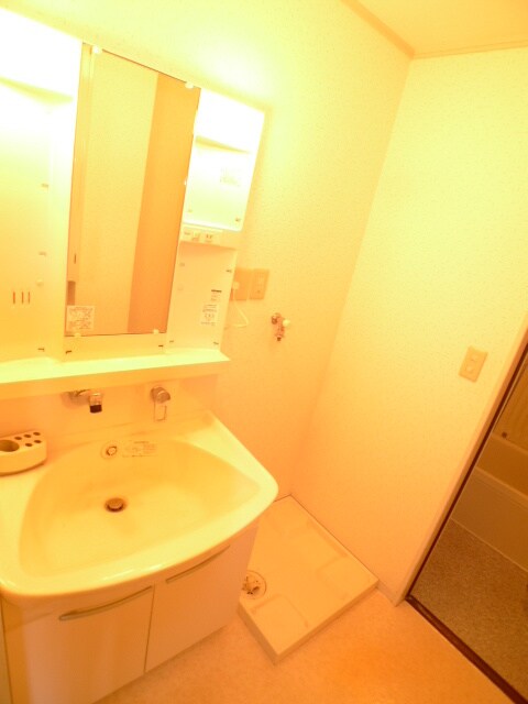 物件内観写真7　(洗面)