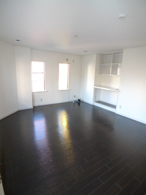 物件内観写真11　(居室)