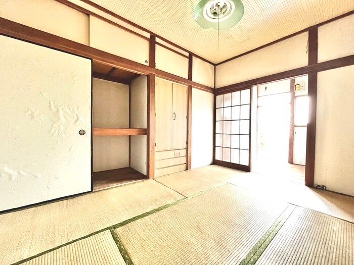 物件内観写真8　(居室)