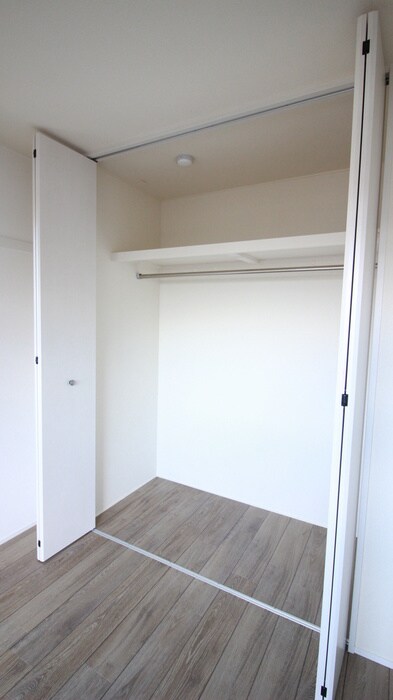 物件内観写真12　(収納)