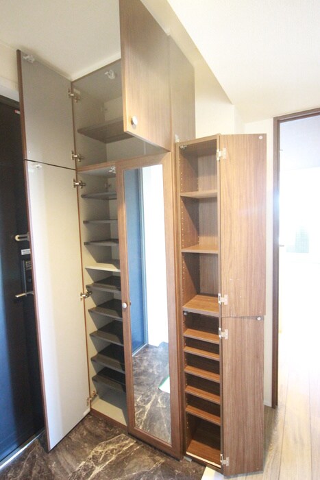 物件内観写真13　(靴箱)