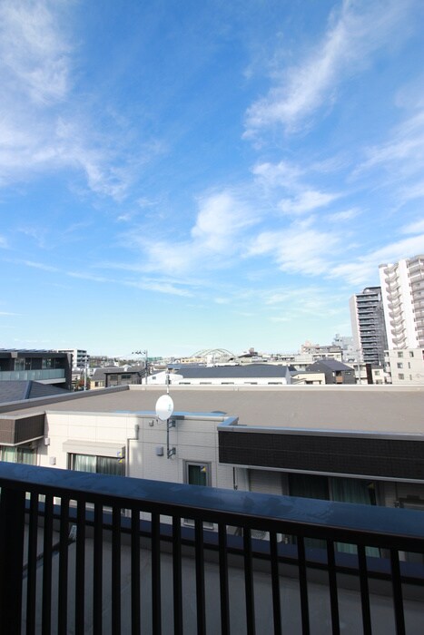 物件内観写真16　(室内からの展望)