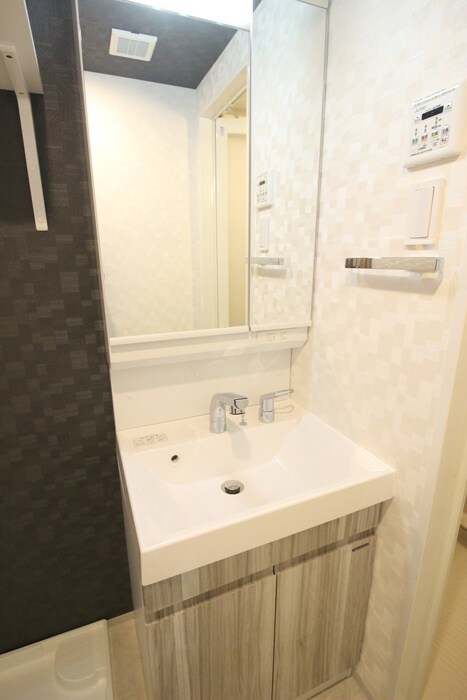 物件内観写真13　(洗面)