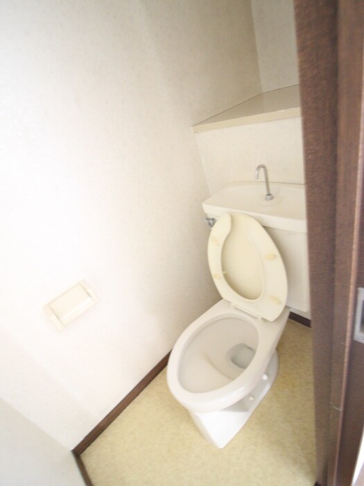 物件内観写真12　(トイレ)