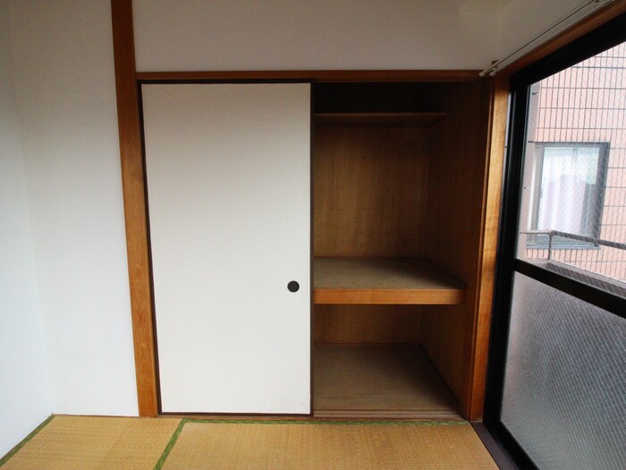 物件内観写真13　(収納)