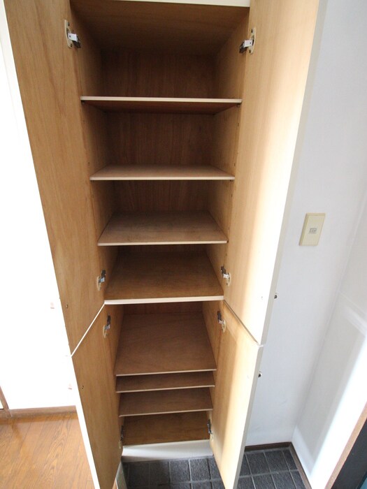 物件内観写真15　(靴箱)