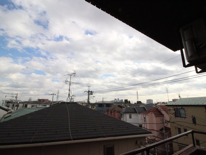 物件内観写真22　(室内からの展望)