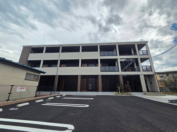 物件外観写真2　(外観写真)