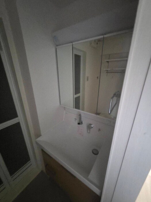 物件内観写真11　(洗面)