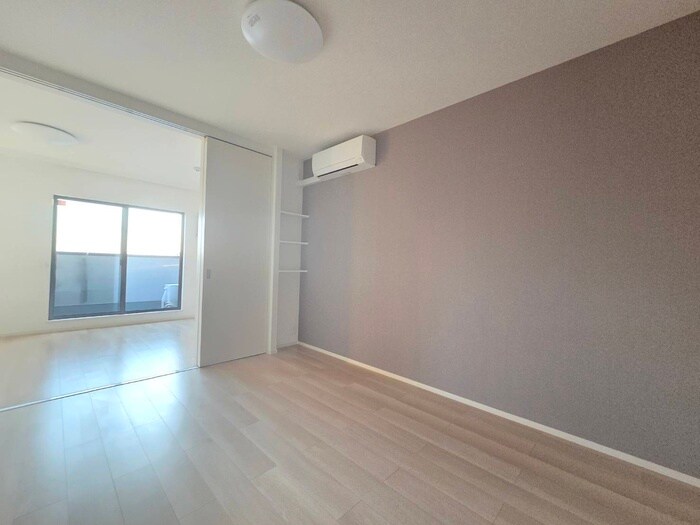 物件内観写真13　(居室)