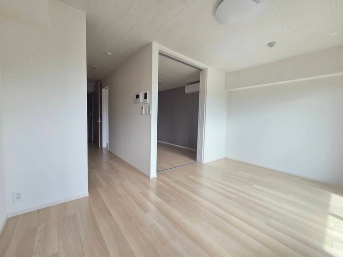 物件内観写真21　(居室)