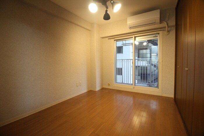 物件内観写真6　(居室)