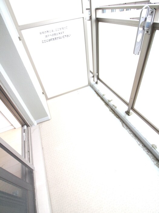 物件内観写真15　(ベランダ・バルコニー)