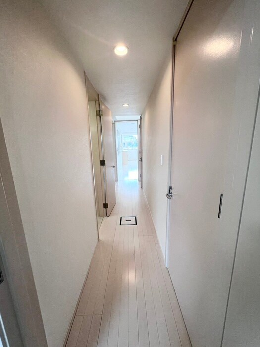 物件内観写真15　(廊下)
