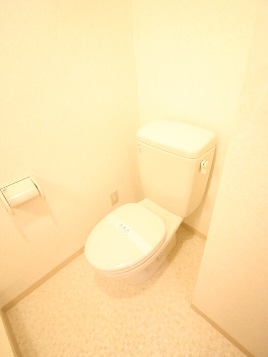 物件内観写真11　(トイレ)