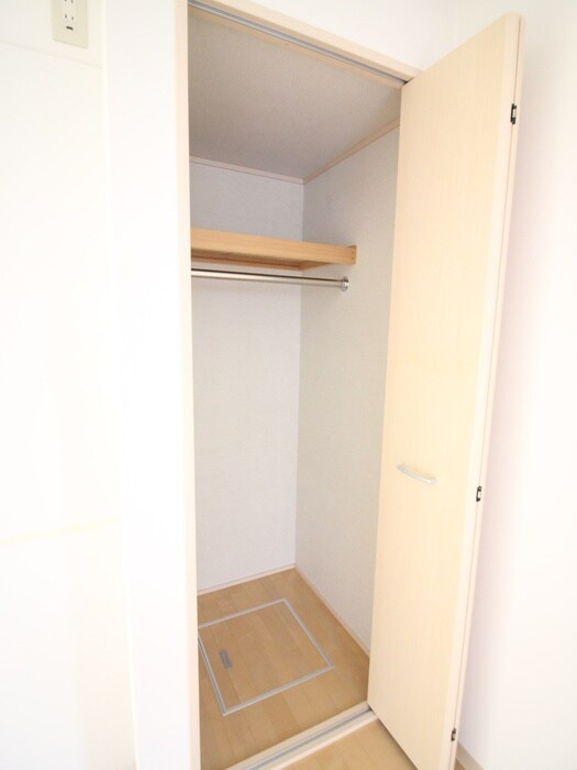 物件内観写真14　(収納)