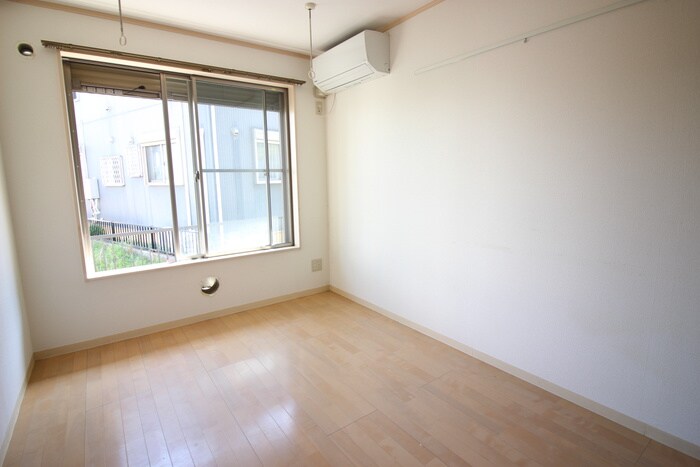 物件内観写真15　(居室)