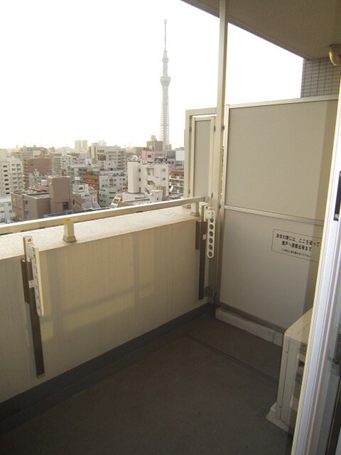 物件内観写真16　(ベランダ・バルコニー)