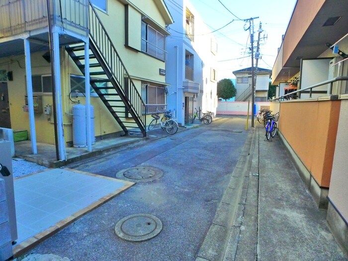 物件外観写真6　(周辺環境)