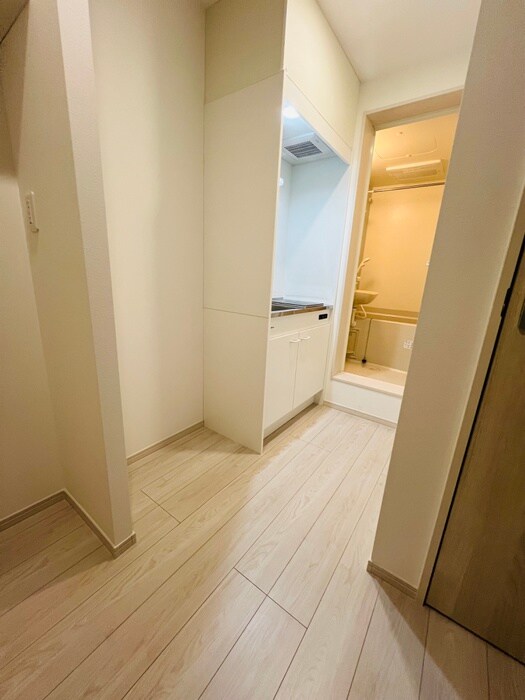 物件内観写真16　(廊下)