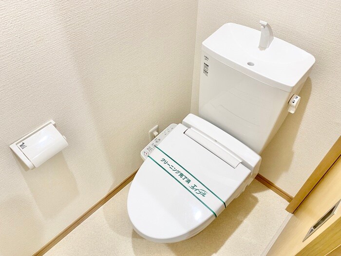 物件内観写真10　(トイレ)