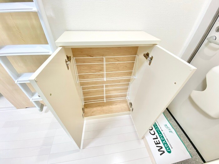 物件内観写真14　(靴箱)