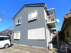 メトロハイツ巌根外観写真