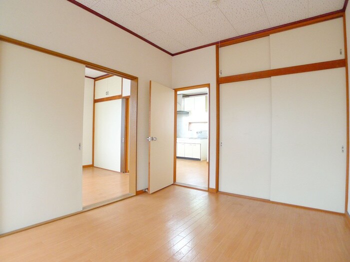 物件内観写真9　(居室)