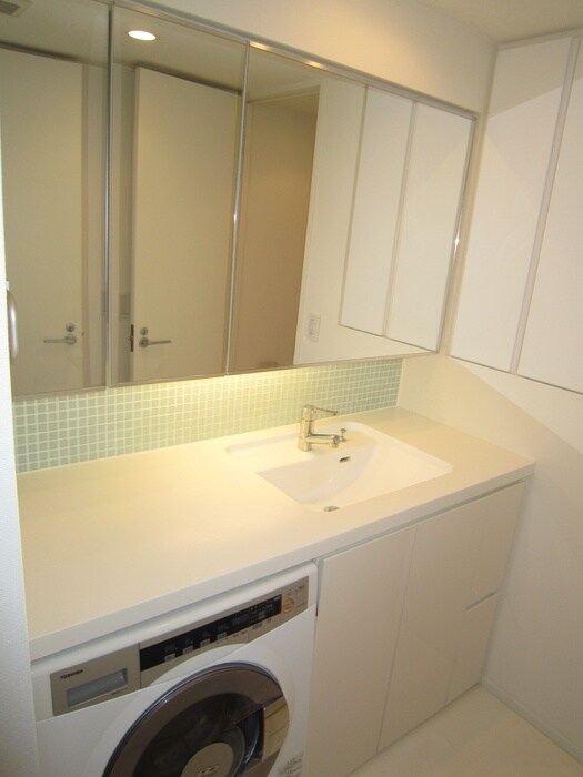 物件内観写真10　(洗面)