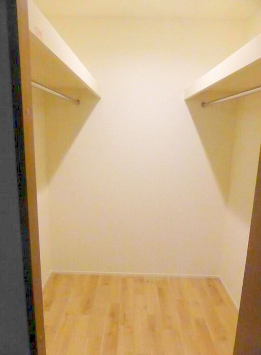 物件内観写真6　(収納)