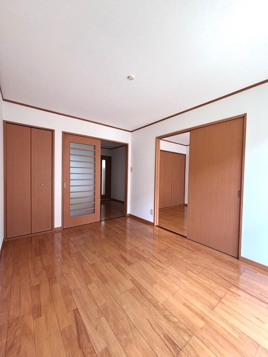 物件内観写真15　(居室)