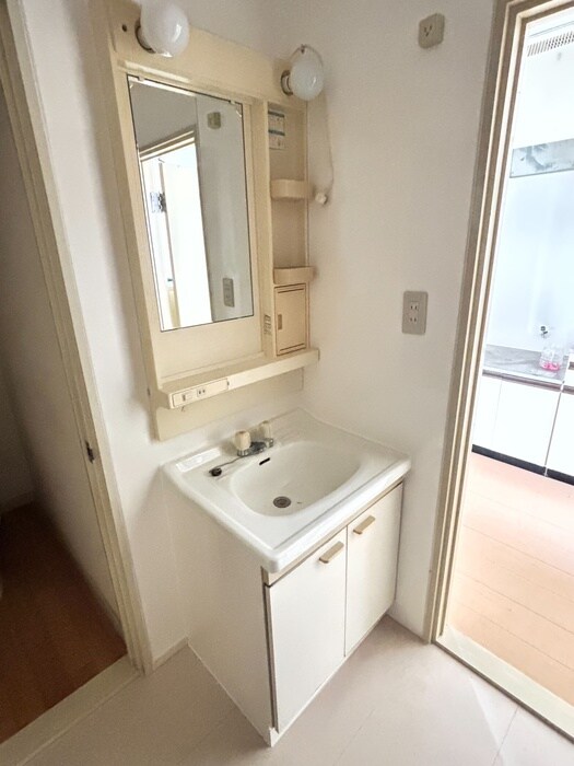 物件内観写真14　(洗面)