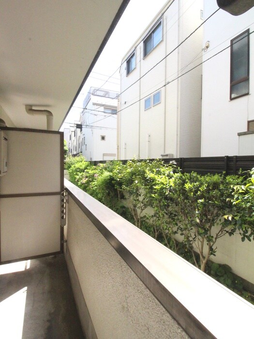 物件内観写真18　(室内からの展望)