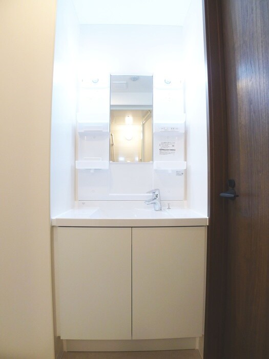 物件内観写真10　(洗面)