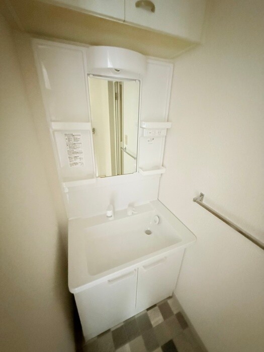 物件内観写真12　(洗面)