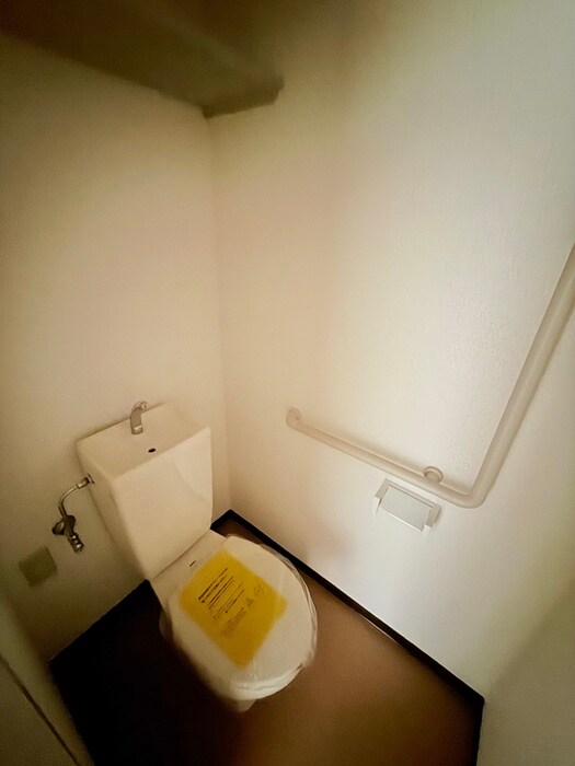 物件内観写真13　(トイレ)