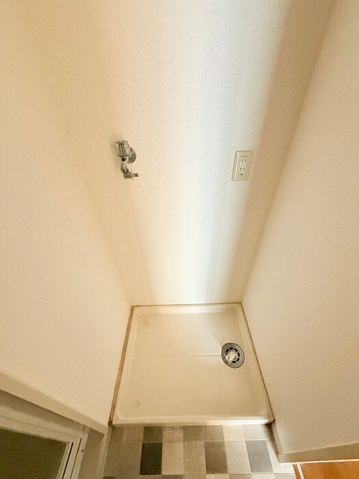物件内観写真14　(洗濯機置場)