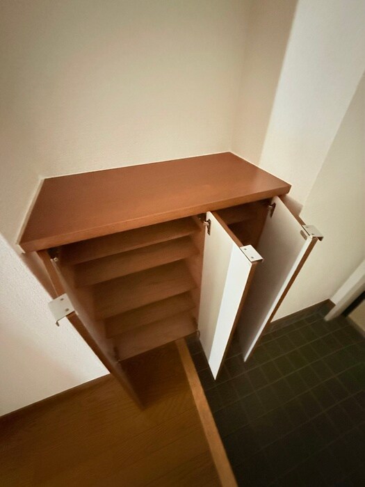 物件内観写真18　(靴箱)