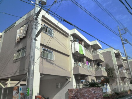 中銀世田谷マンシオン2号館(102)外観写真