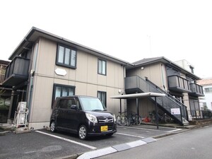 クレストハイム外観写真