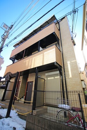 ジュネス・サカエ外観写真