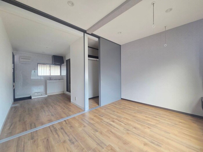 物件内観写真19　(居室)