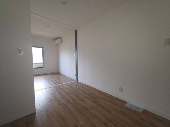 物件内観写真21　(居室)